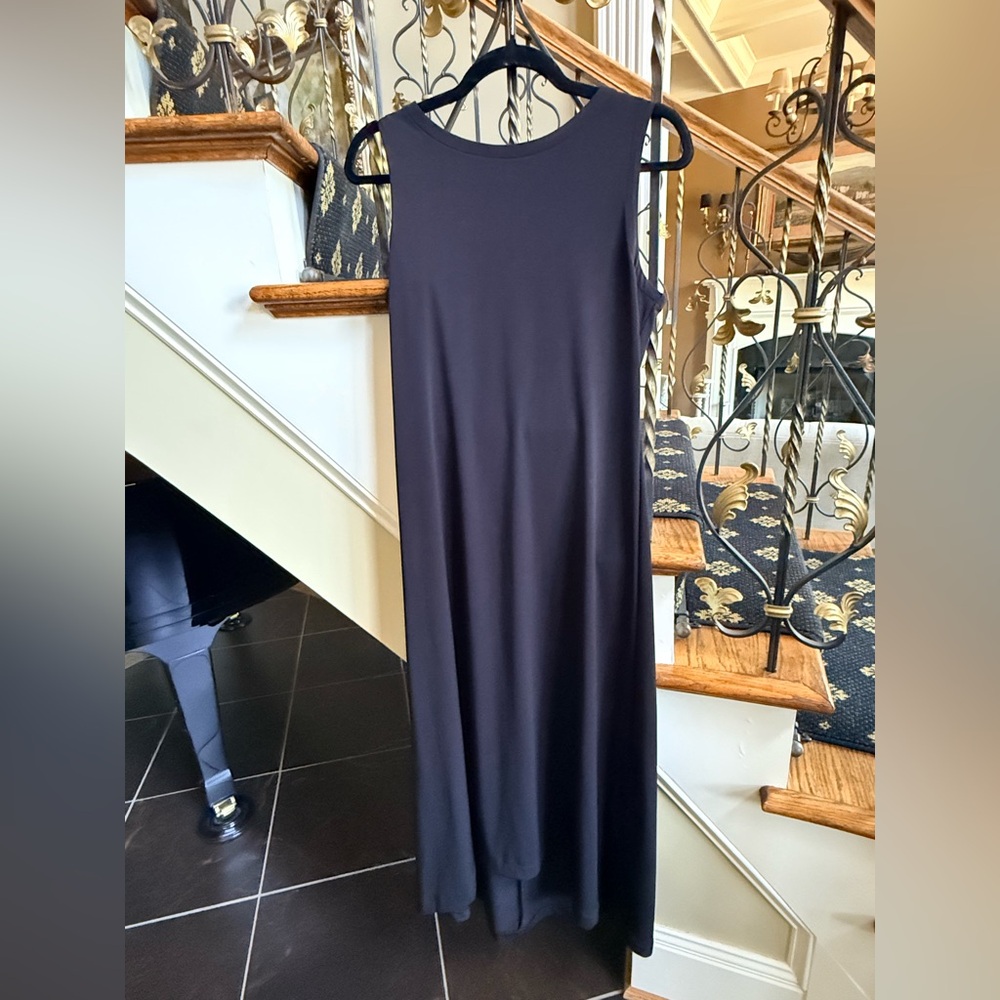 Chico’s Black Maxi Dress . Zipper Back. Size 0. 17” pit-pit. Stretch EUC